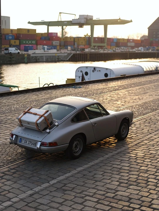 1983 Porsche 911 Carrera 3.2 - Image 12 of 30