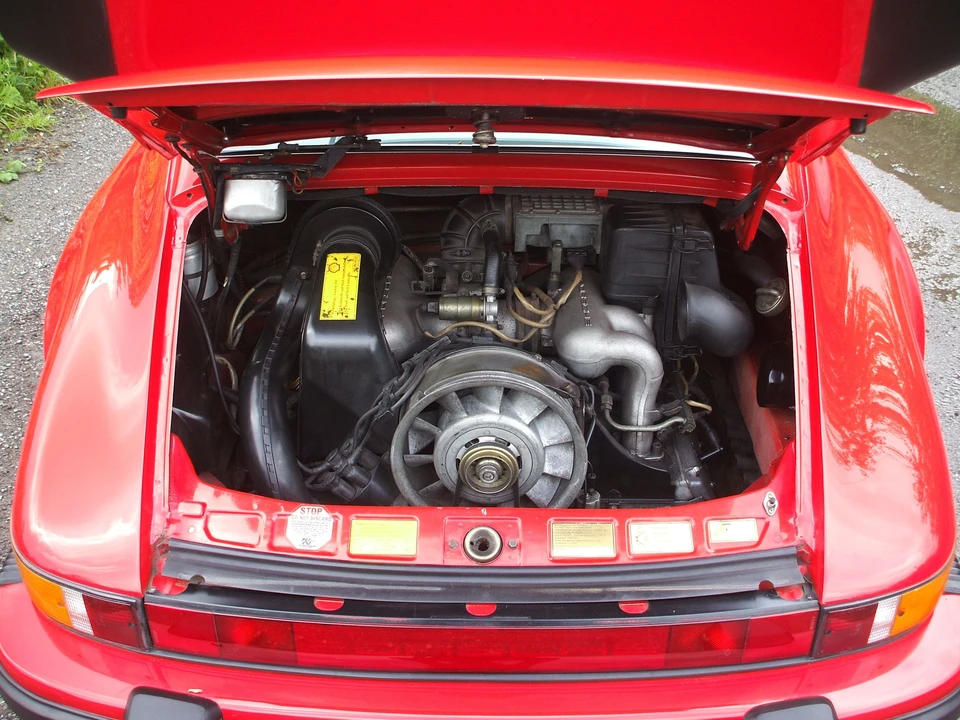 1983 Porsche 911 Carrera 3.2 - Image 7 of 10