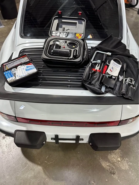 1983 Porsche 911 Carrera SC - Image 10 of 10