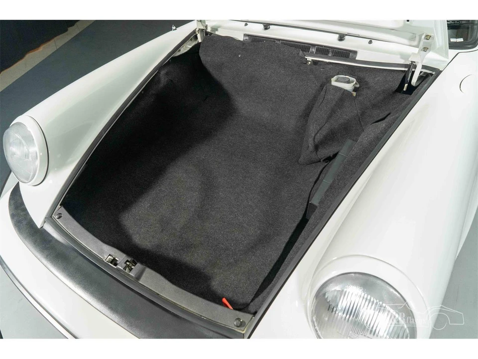 1983 Porsche 911 Carrera SC - Image 28 of 28