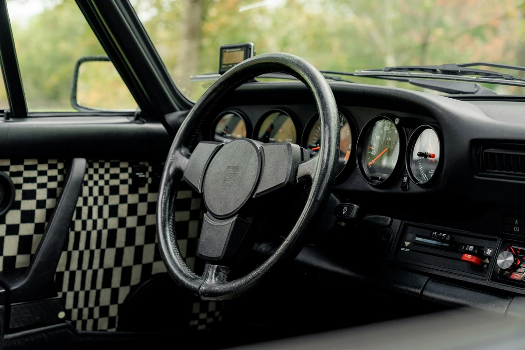 1983 Porsche 911 Carrera SC - Image 5 of 21