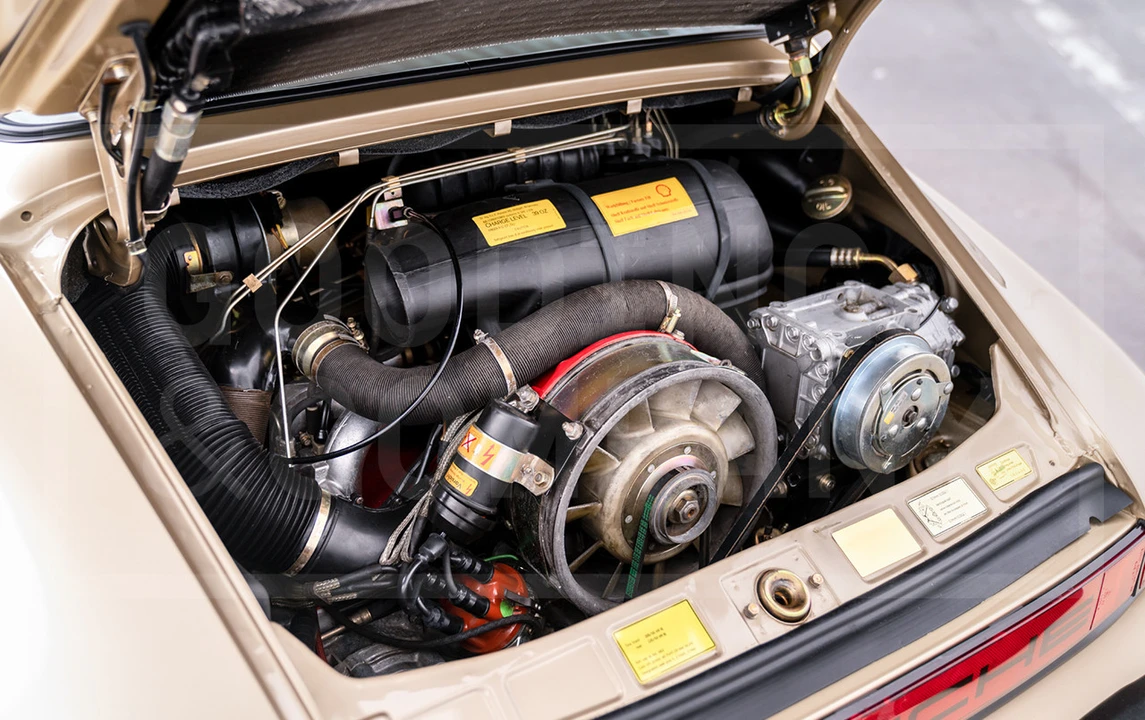 1983 Porsche 911 Carrera SC - Image 15 of 16