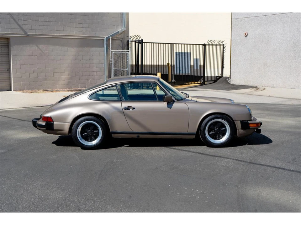 1983 Porsche 911 Carrera SC - Image 8 of 31