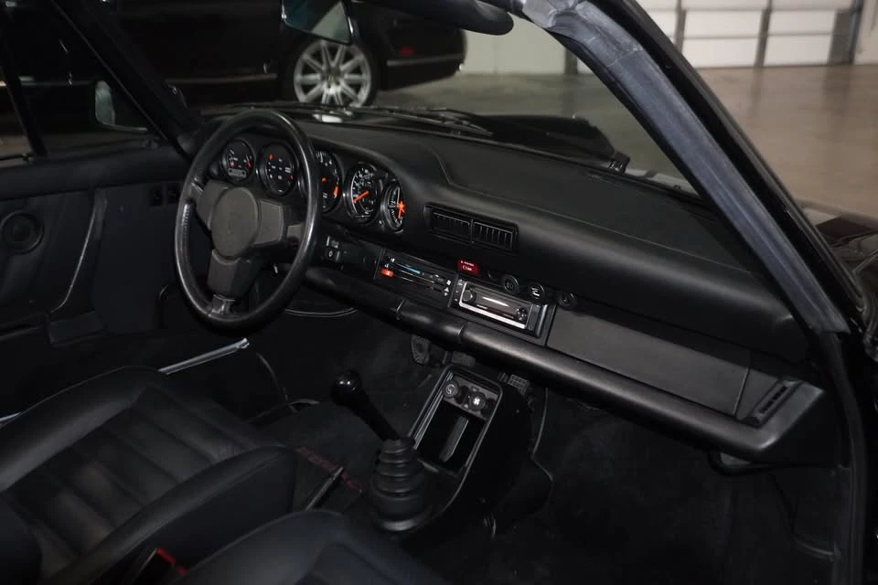 1983 Porsche 911 Carrera SC - Image 17 of 20