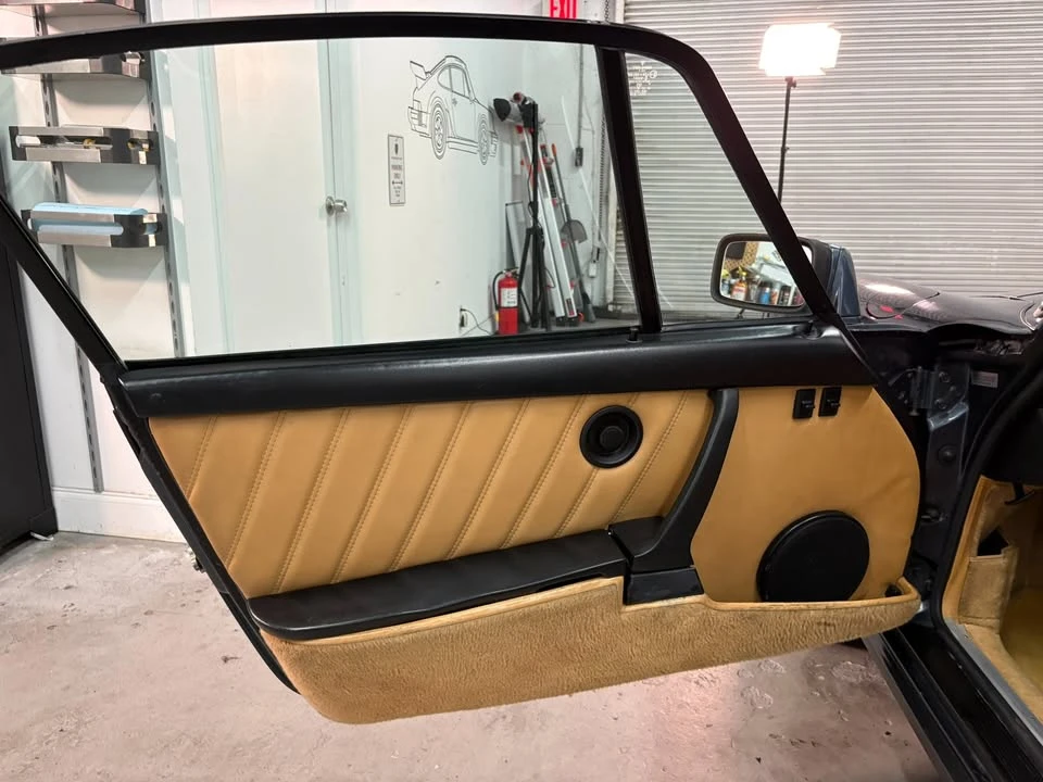 1983 Porsche 911 Carrera SC - Image 9 of 20