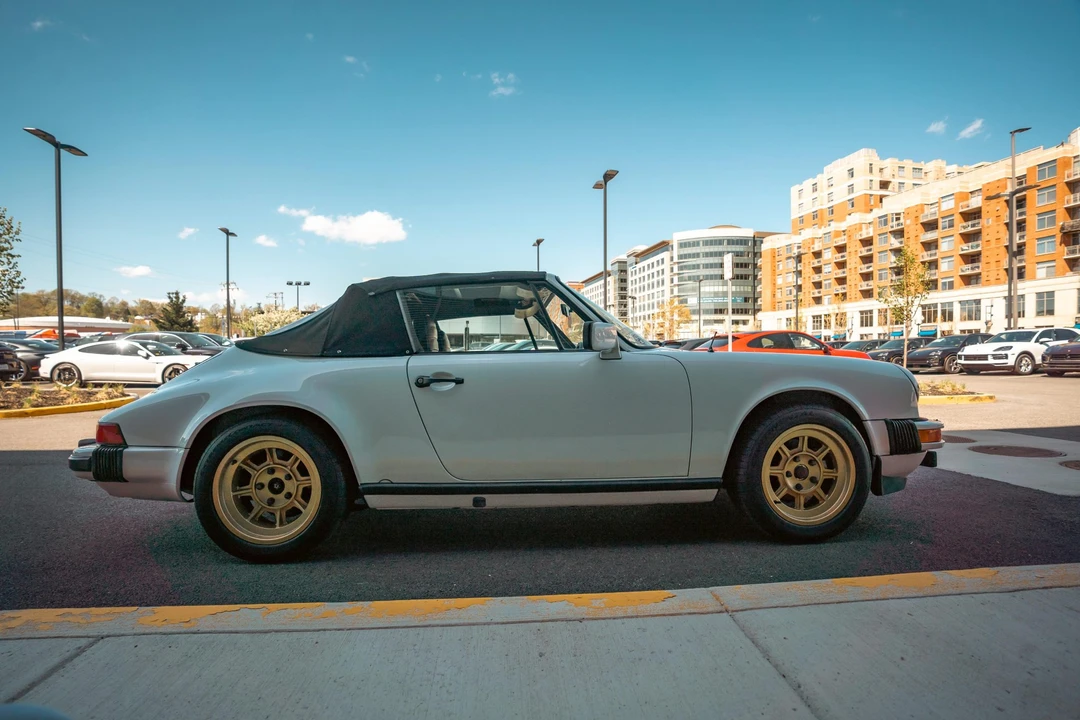1983 Porsche 911 Carrera SC - Image 5 of 31