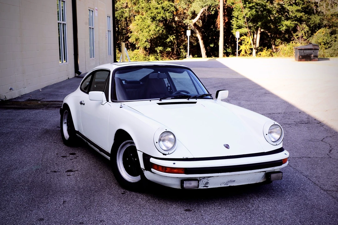 1983 Porsche 911 Carrera SC - Image 11 of 31