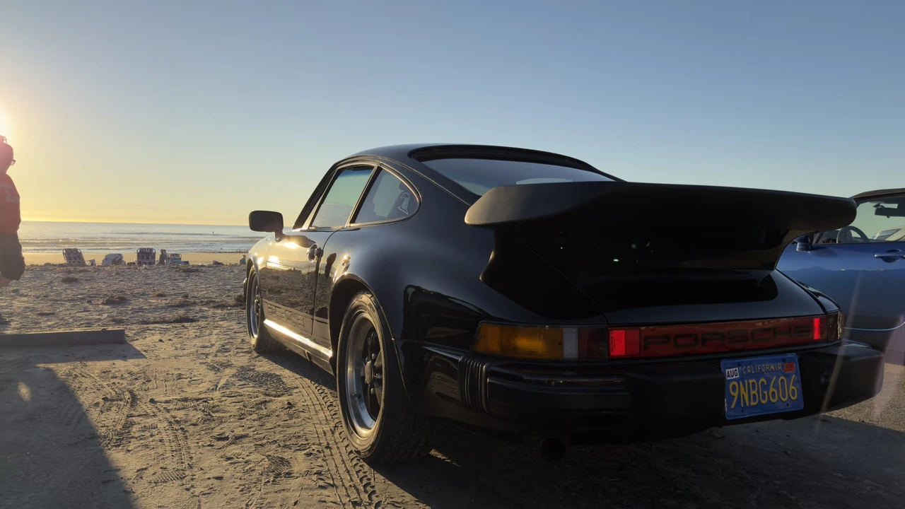 1983 Porsche 911 Carrera SC - Image 16 of 31