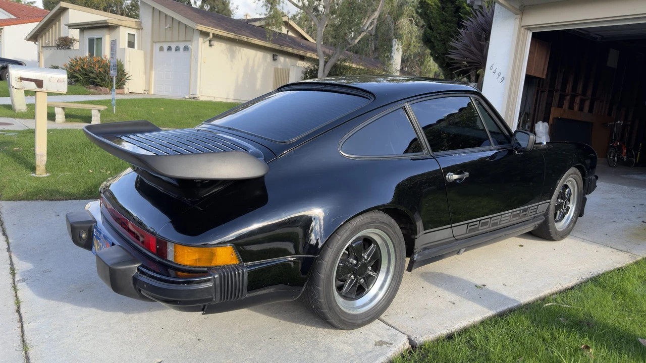 1983 Porsche 911 Carrera SC - Image 10 of 31