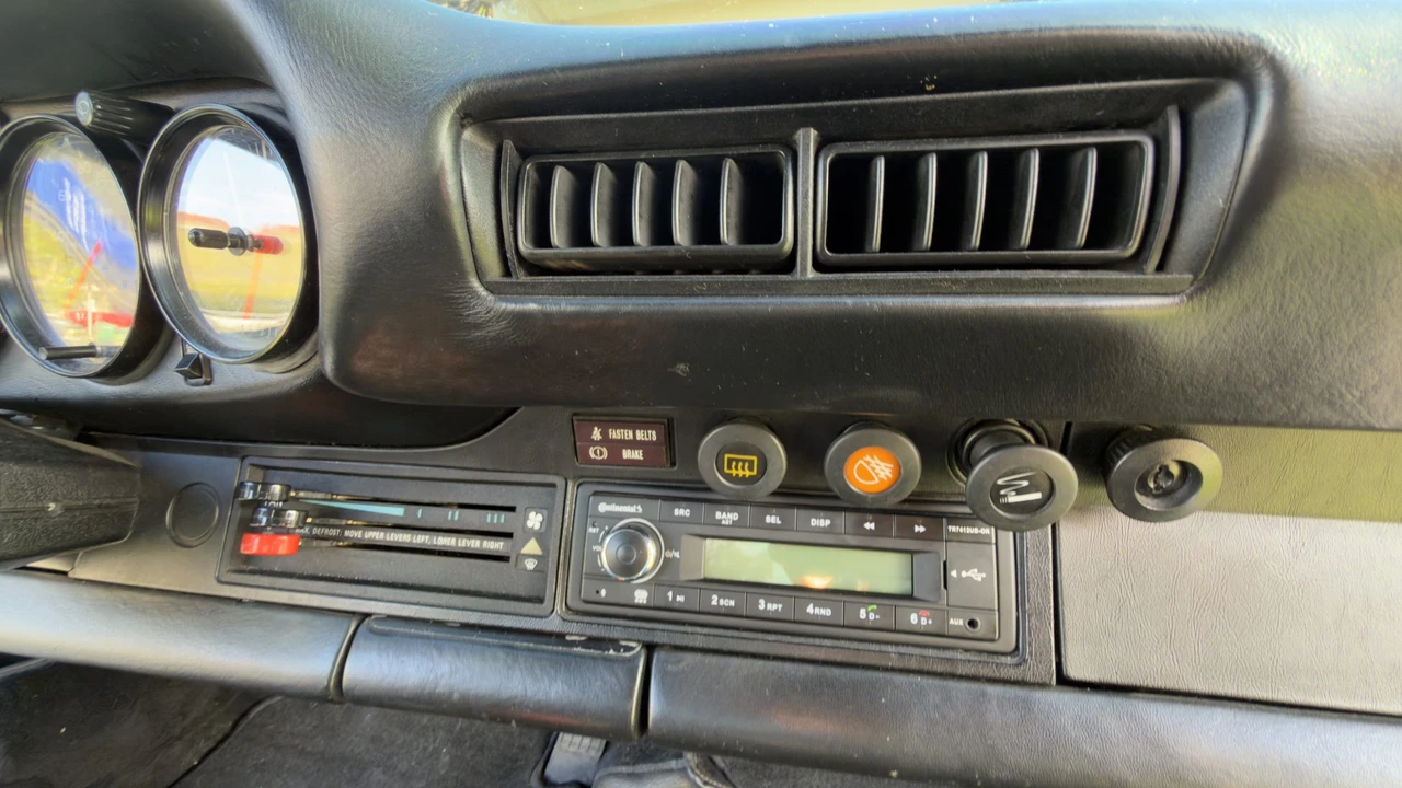 1983 Porsche 911 Carrera SC - Image 24 of 31