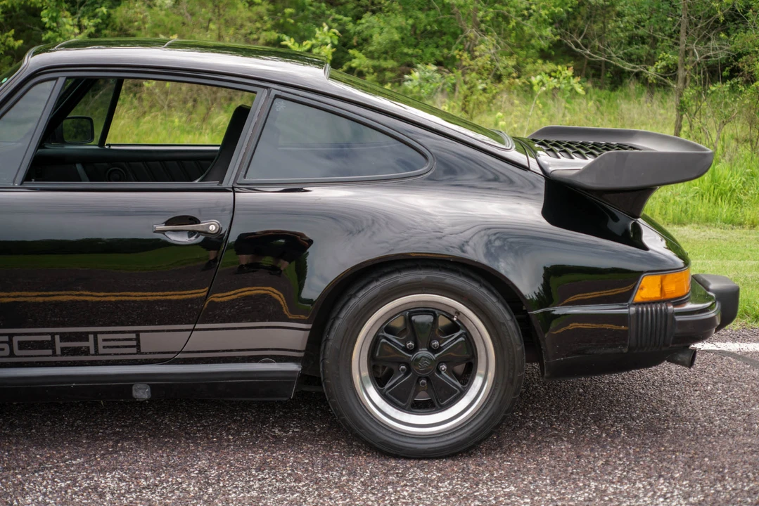 1983 Porsche 911 Carrera SC - Image 13 of 31
