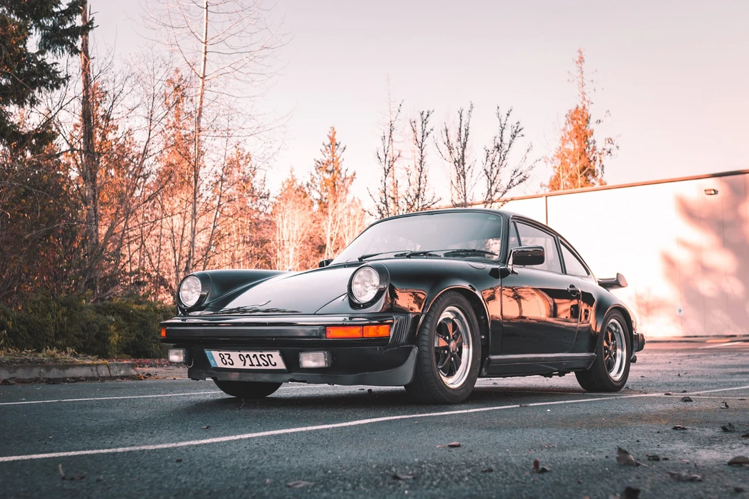 1983 Porsche 911 Carrera SC - Image 11 of 31