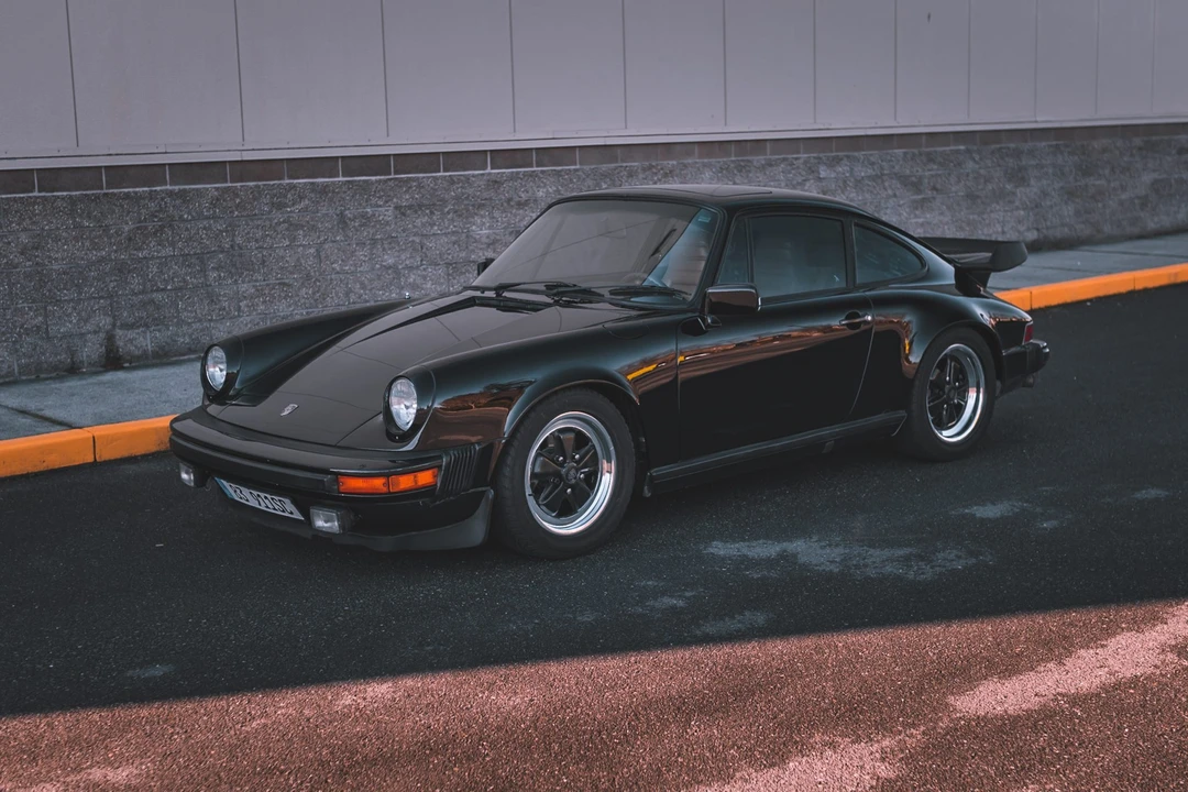 1983 Porsche 911 Carrera SC - Image 16 of 31