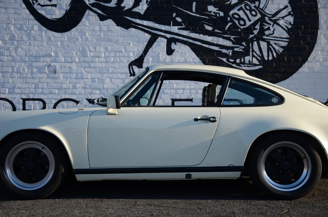 1983 Porsche 911 Carrera SC - Image 23 of 31