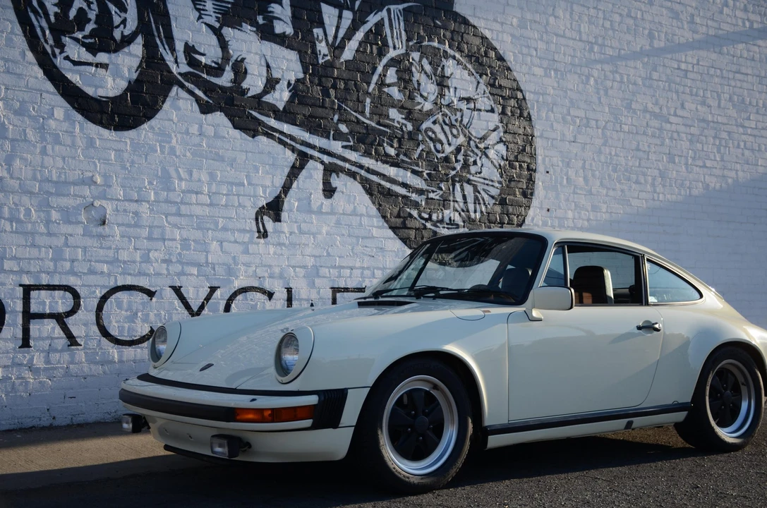 1983 Porsche 911 Carrera SC - Image 10 of 31