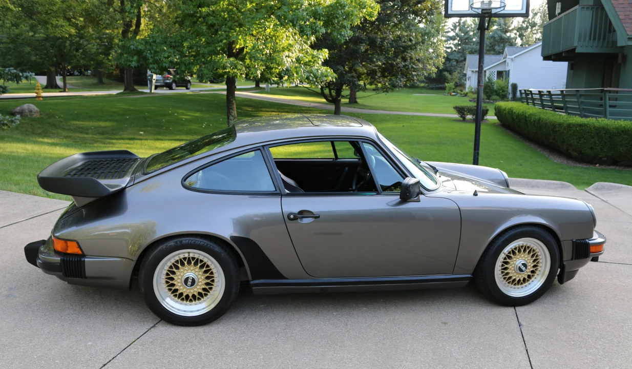 1983 Porsche 911 Carrera SC - Image 12 of 31