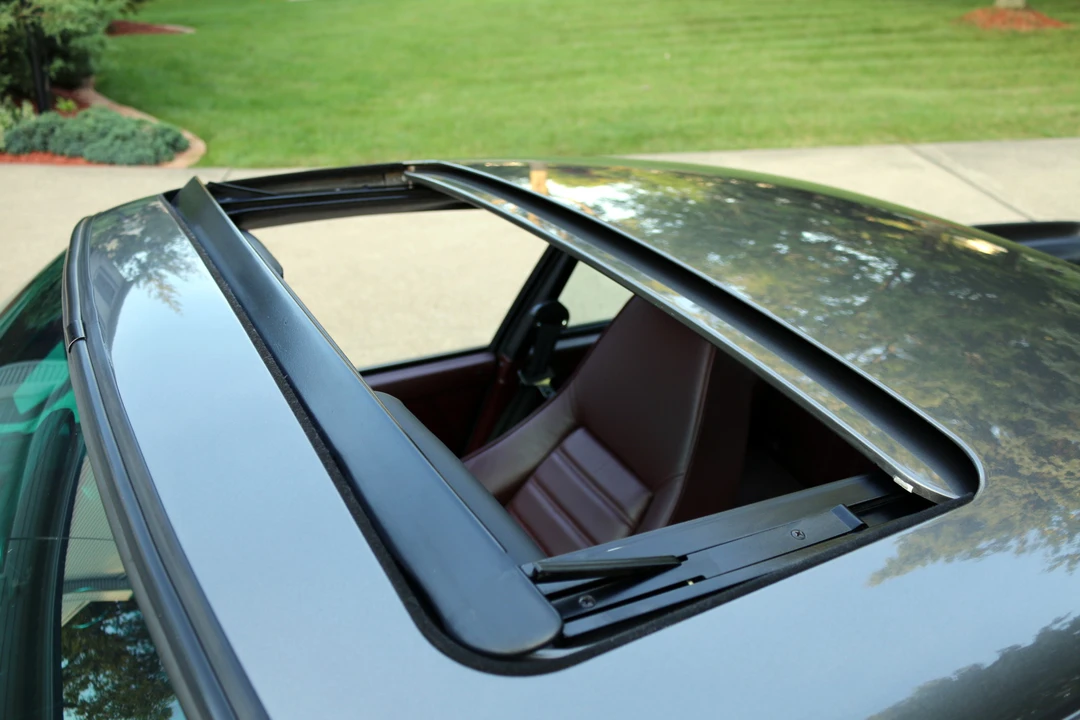 1983 Porsche 911 Carrera SC - Image 21 of 31