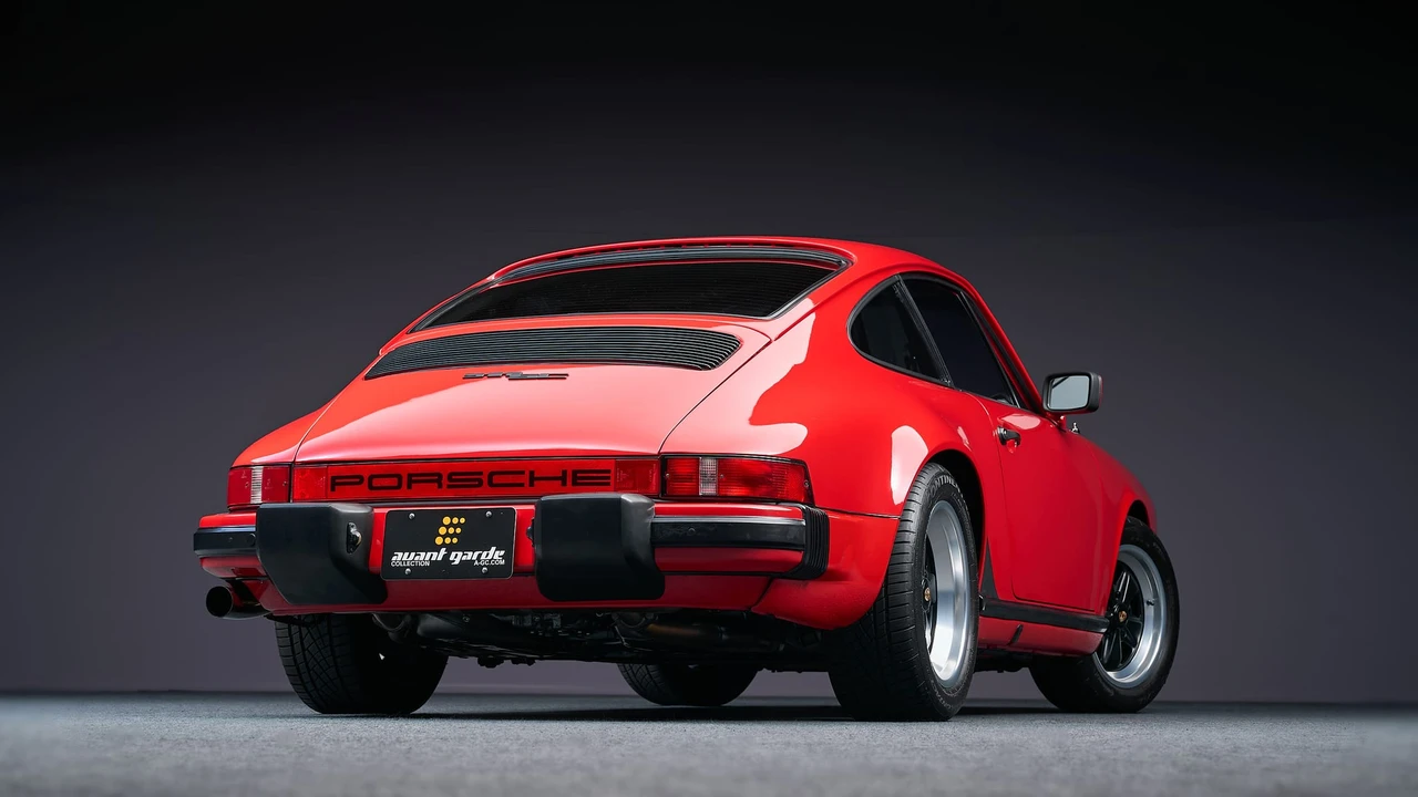 1983 Porsche 911 Carrera SC - Image 11 of 31