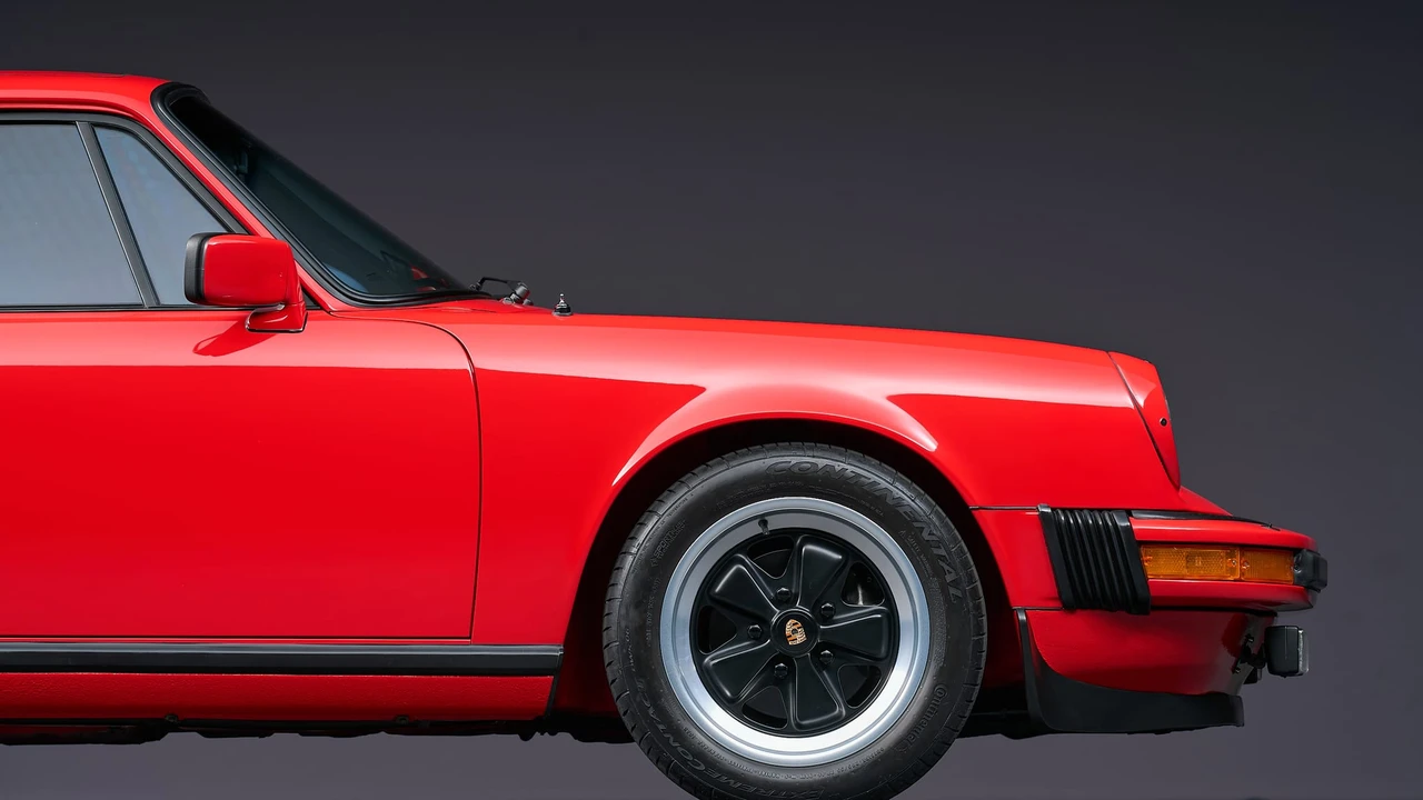 1983 Porsche 911 Carrera SC - Image 17 of 31