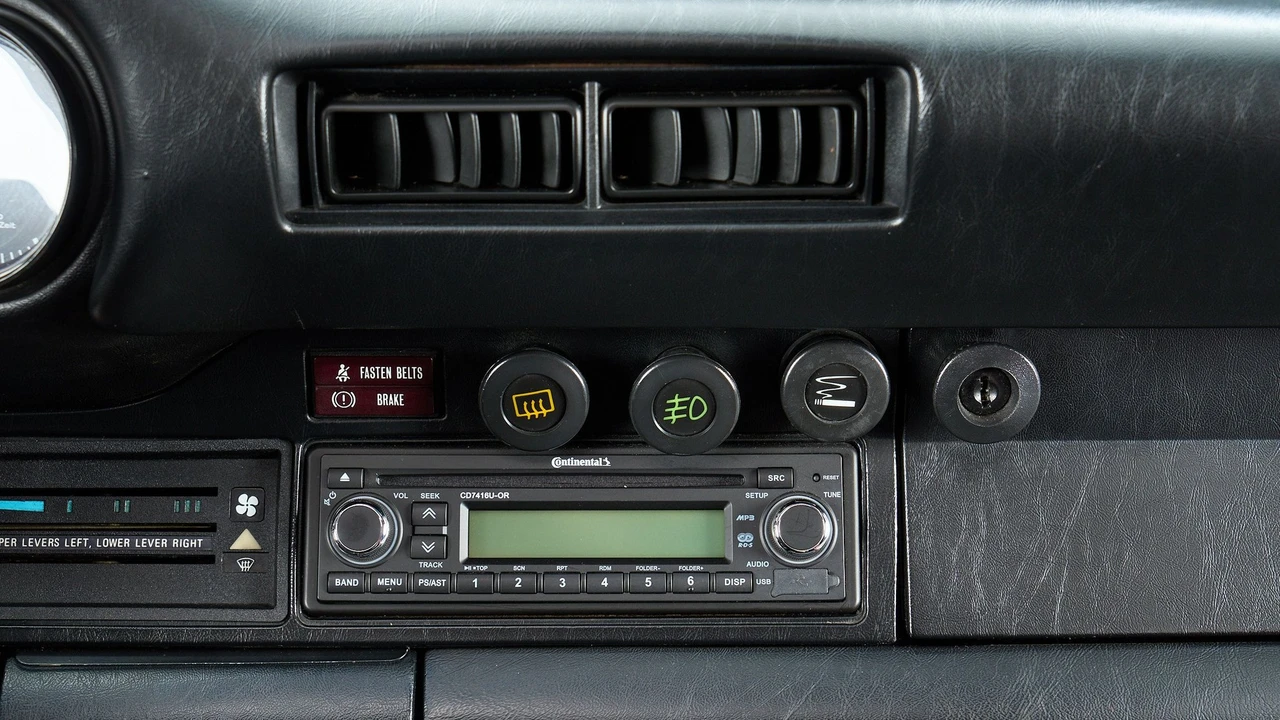 1983 Porsche 911 Carrera SC - Image 12 of 19