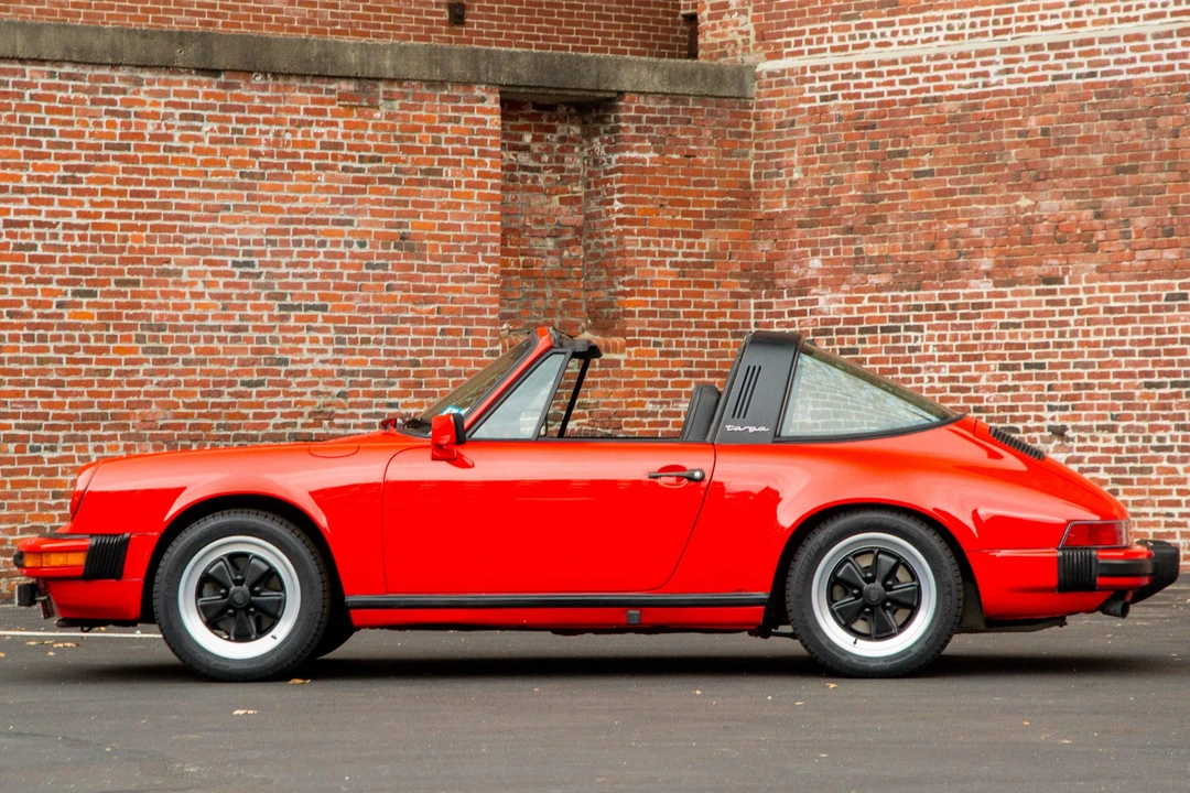 1983 Porsche 911 Carrera SC - Image 11 of 31