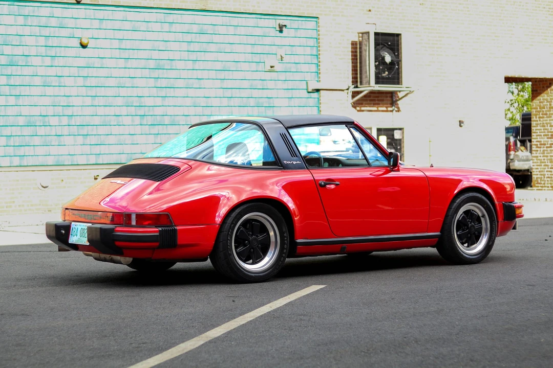 1983 Porsche 911 Carrera SC - Image 16 of 31
