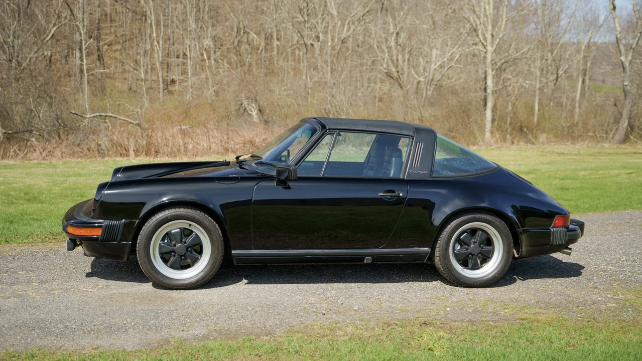1983 Porsche 911 Carrera SC - Image 11 of 31