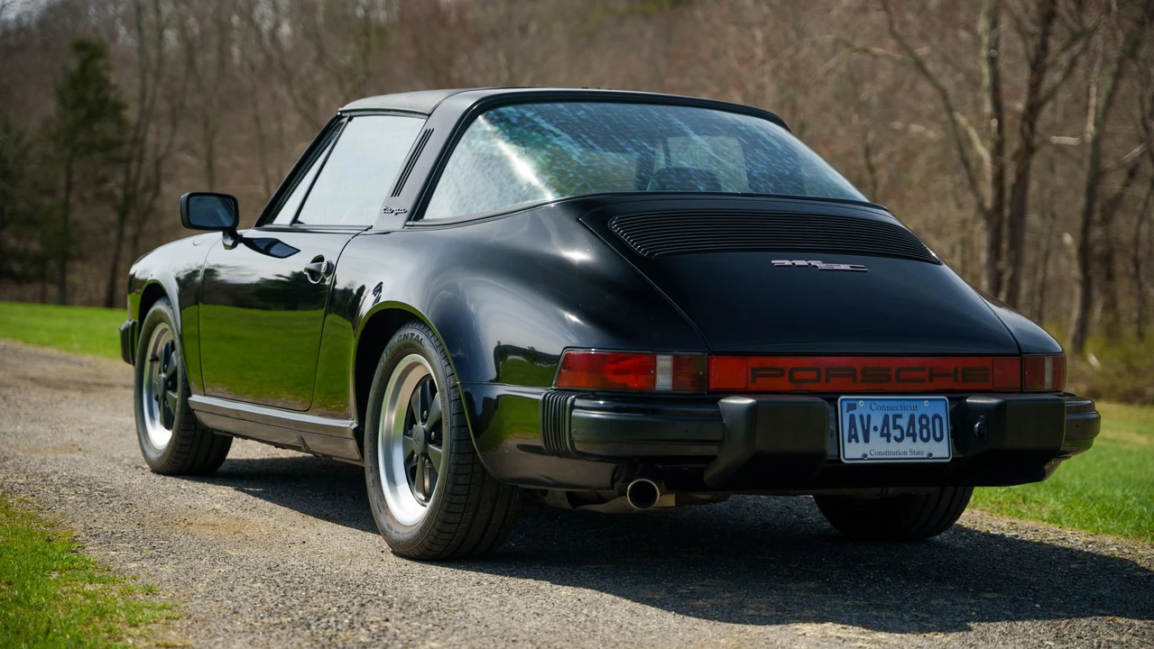 1983 Porsche 911 Carrera SC - Image 15 of 31