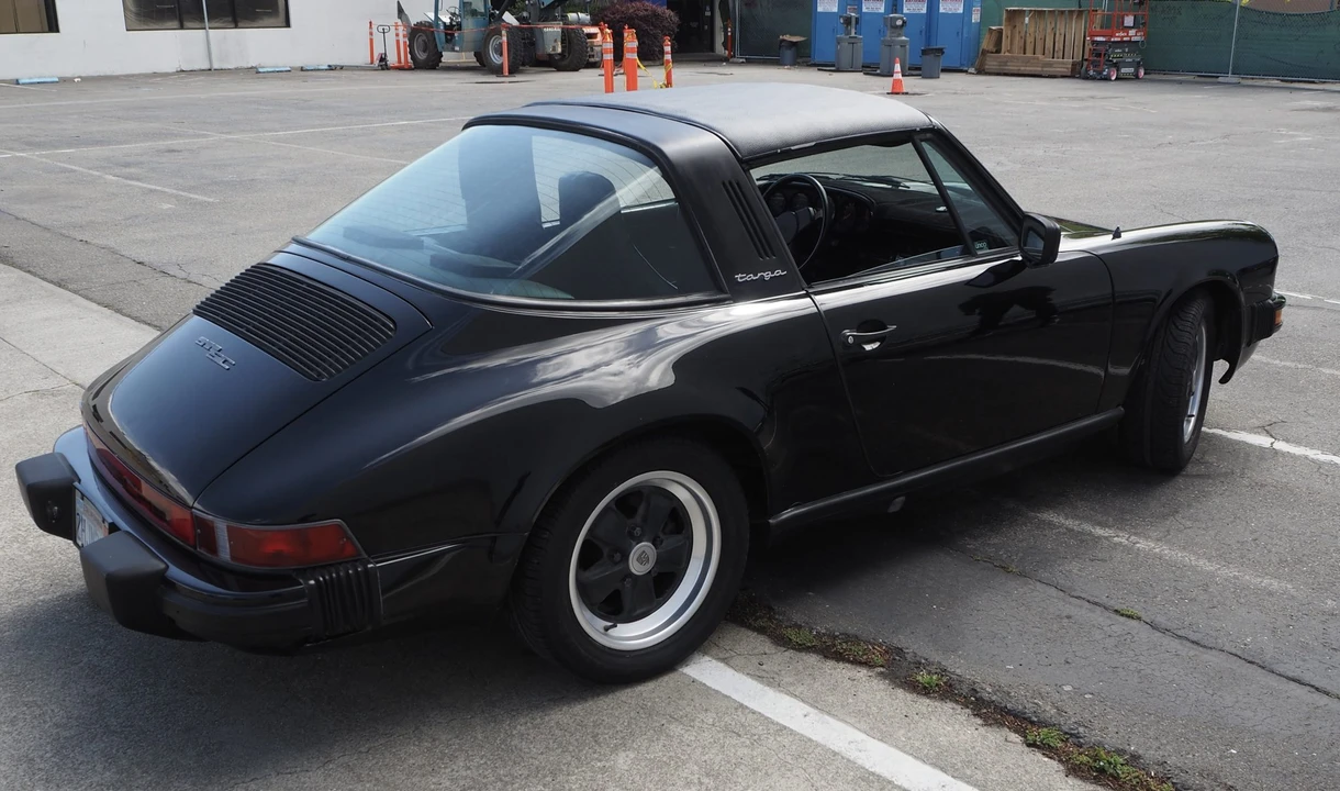 1983 Porsche 911 Carrera SC - Image 28 of 31