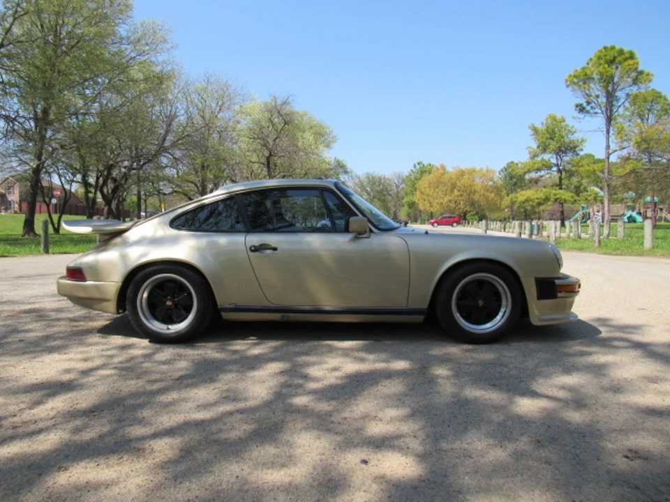 1983 Porsche 911 Carrera SC - Image 9 of 31