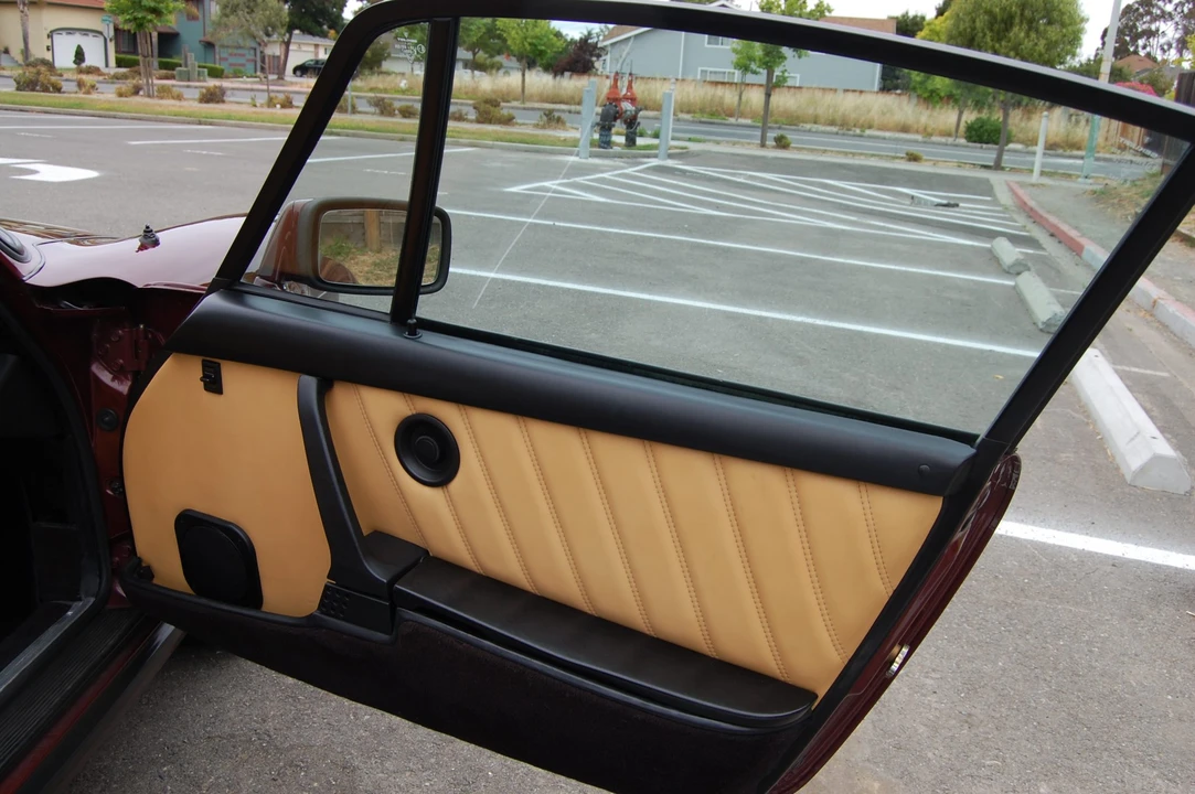 1983 Porsche 911 Carrera SC - Image 16 of 31