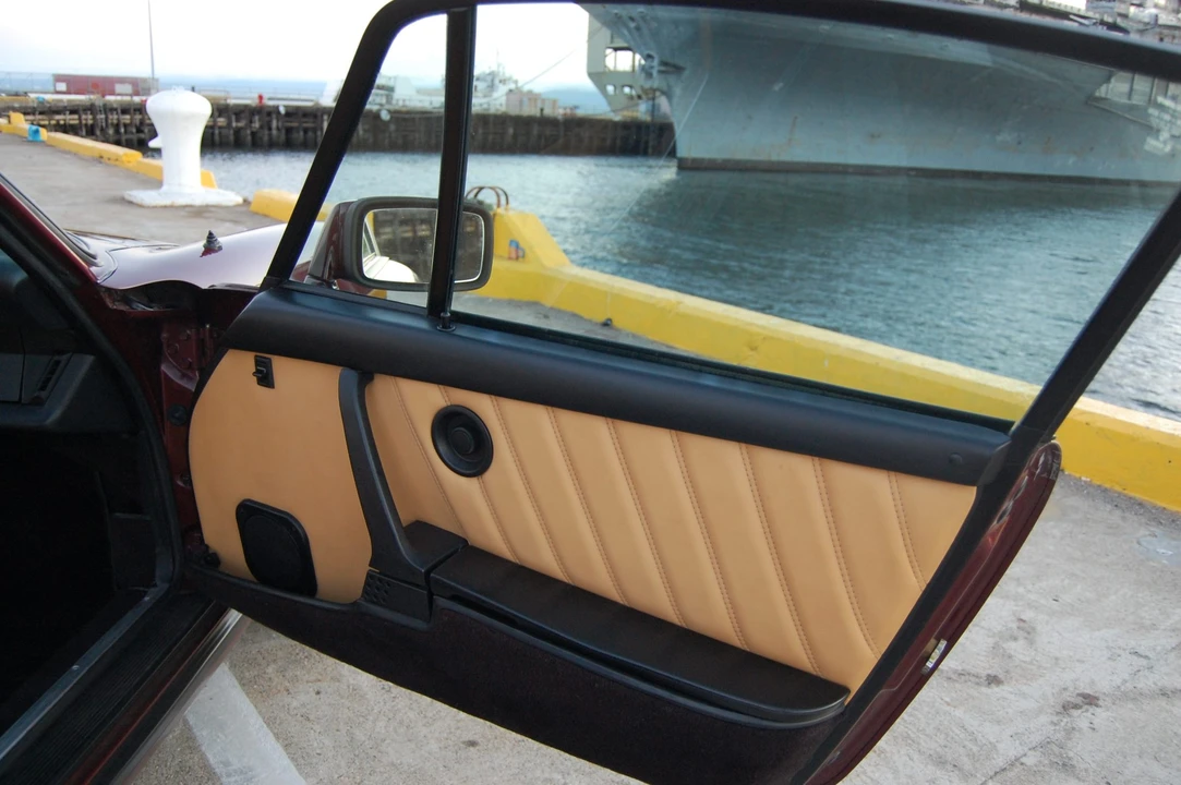 1983 Porsche 911 Carrera SC - Image 15 of 31
