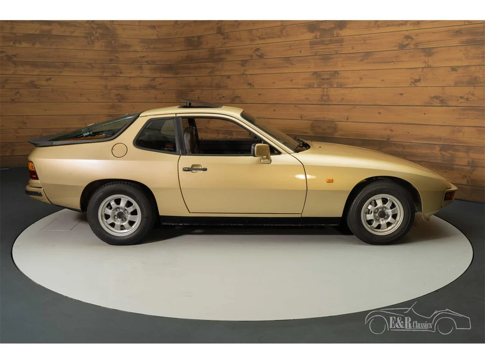 1983 Porsche 924 - Image 11 of 19