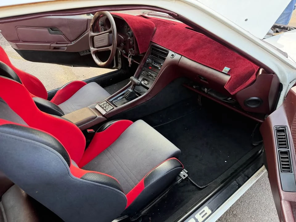 1983 Porsche 928 - Image 13 of 14
