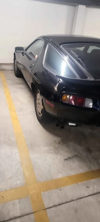 1983 Porsche 928 - Image 3 of 20
