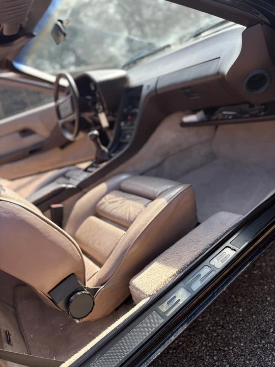 1983 Porsche 928 - Image 7 of 11