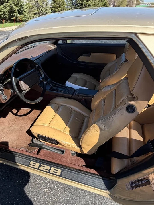 1983 Porsche 928 S - Image 10 of 17