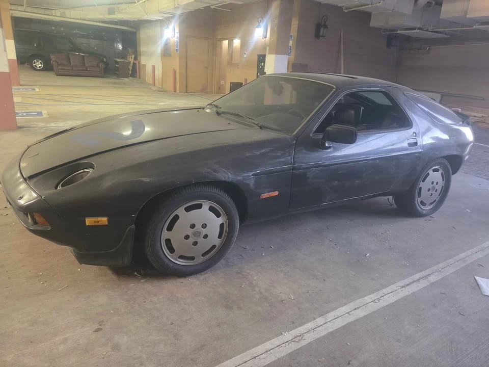 1983 Porsche 928 S - Image 4 of 5