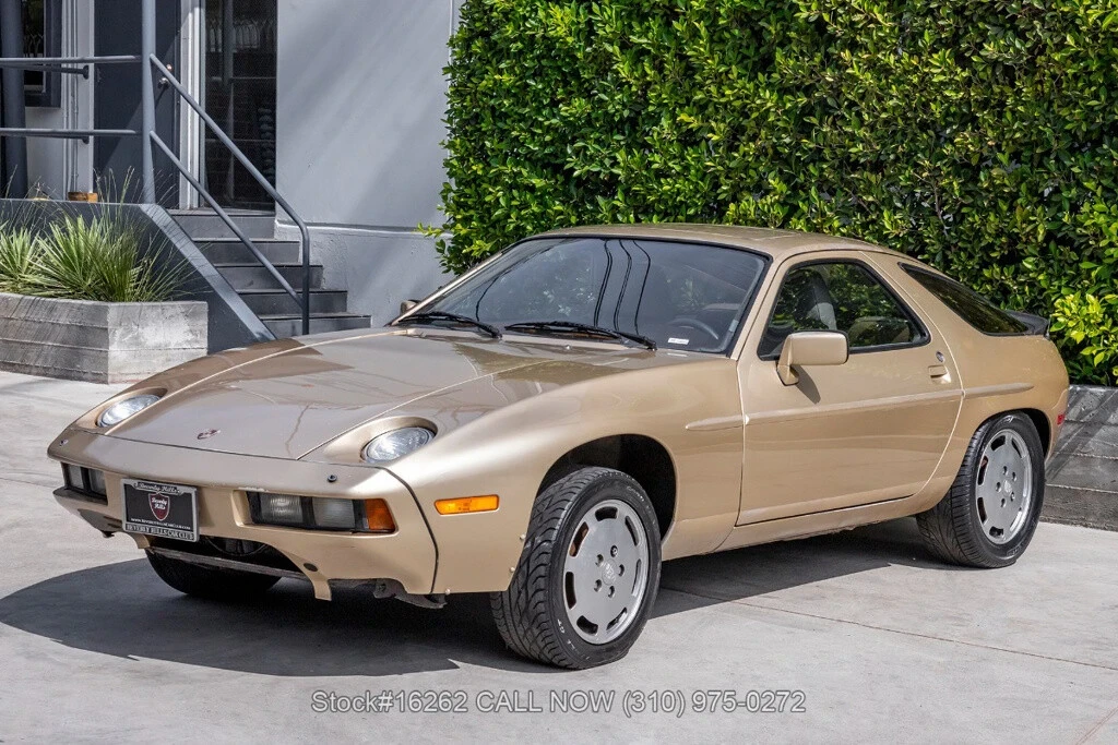 1983 Porsche 928 S - Image 8 of 24