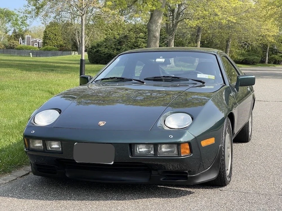 1983 Porsche 928 - Image 18 of 21