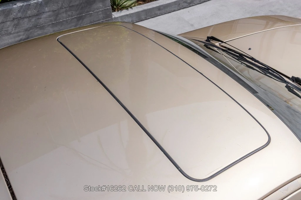 1983 Porsche 928 S - Image 14 of 24