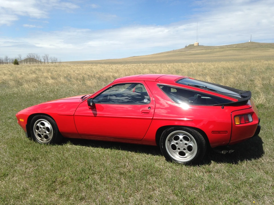 1983 Porsche 928 S - Image 3 of 31