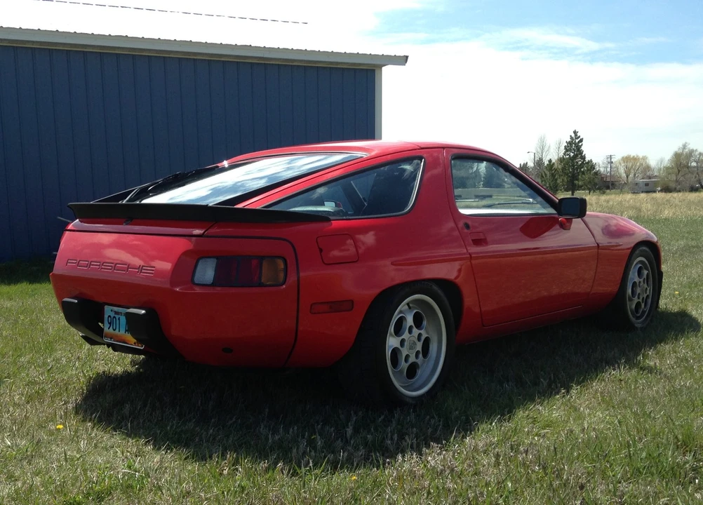 1983 Porsche 928 S - Image 7 of 31
