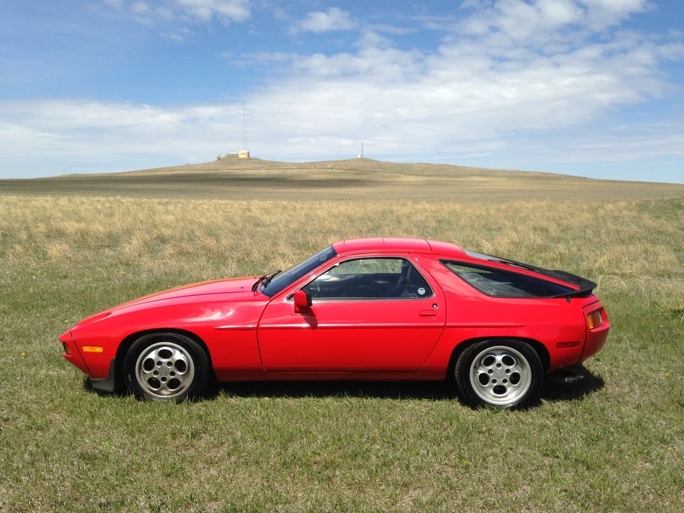 1983 Porsche 928 S - Image 9 of 31