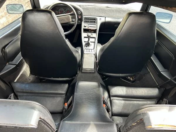 1983 Porsche 928 - Image 17 of 21