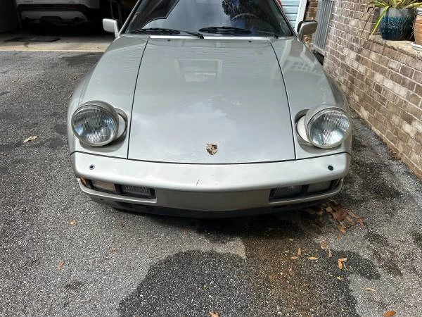1983 Porsche 928 - Image 18 of 21
