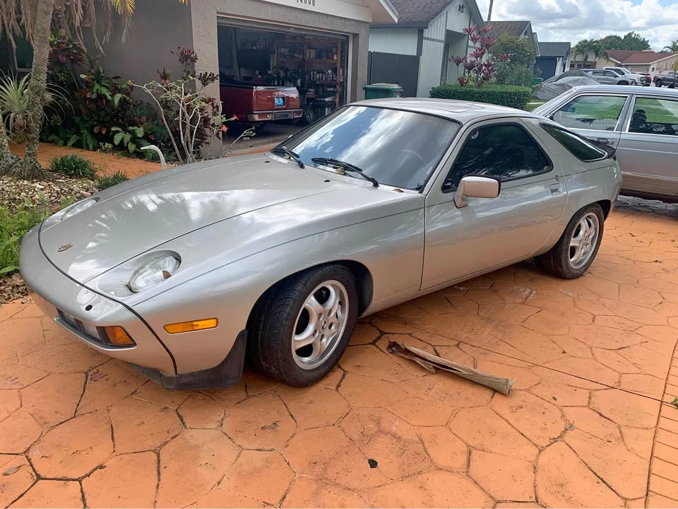 1983 Porsche 928 S - Image 2 of 8