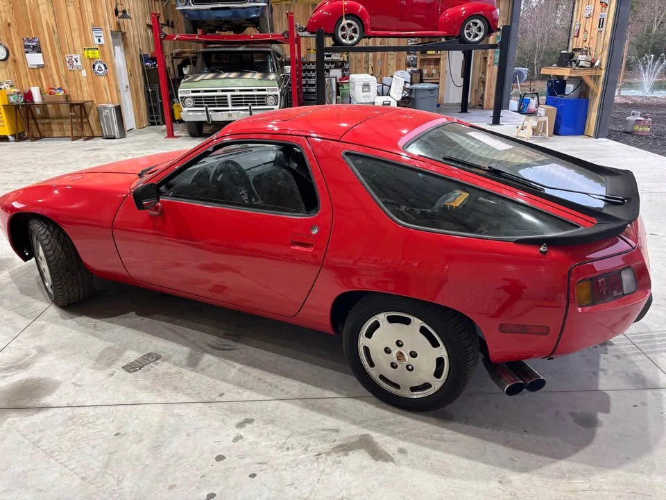 1983 Porsche 928 S - Image 5 of 12