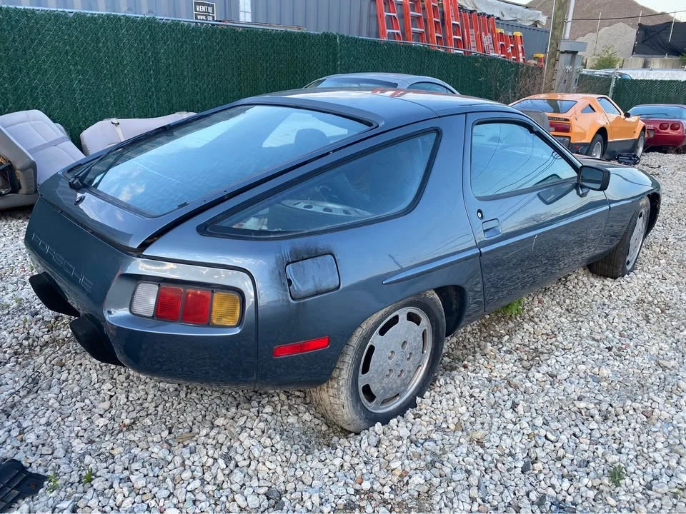 1983 Porsche 928 S - Image 5 of 20