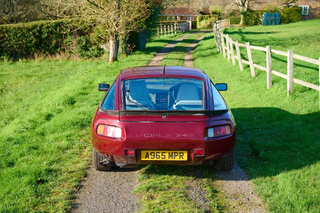1983 Porsche 928 S - Image 10 of 30
